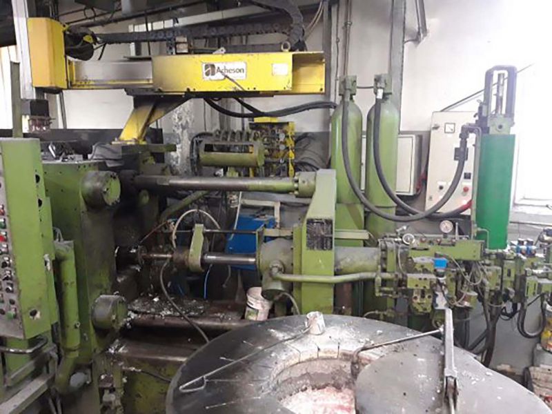 Bühler GDM H-400 B cold chamber die casting machine KK1633, used